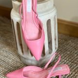 Zapato destalonado tacón bajo rosa