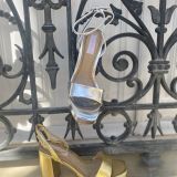 Sandalia tacón ancho plata corina