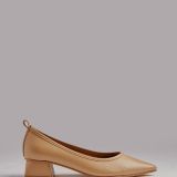 Zapato pico camel