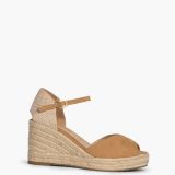 Cuña descubierta camel corina